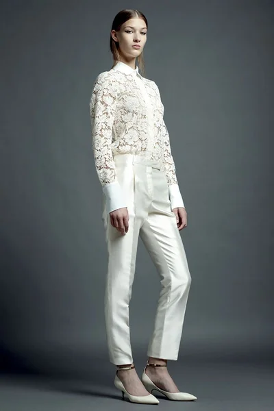 Look 10